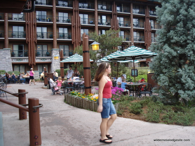 Outdoor Eating Area