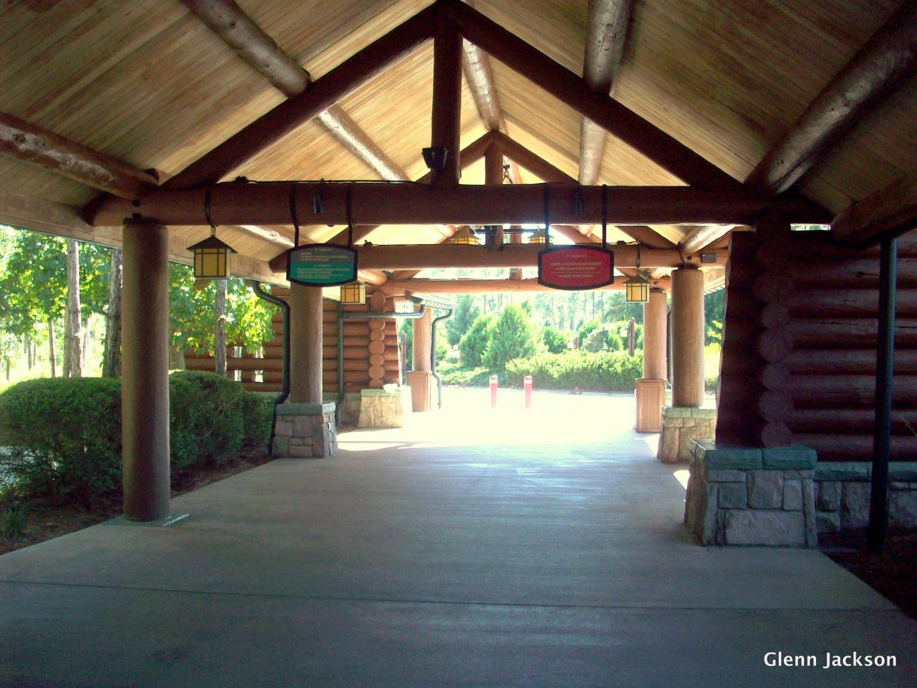Wilderness Lodge Bus Stop