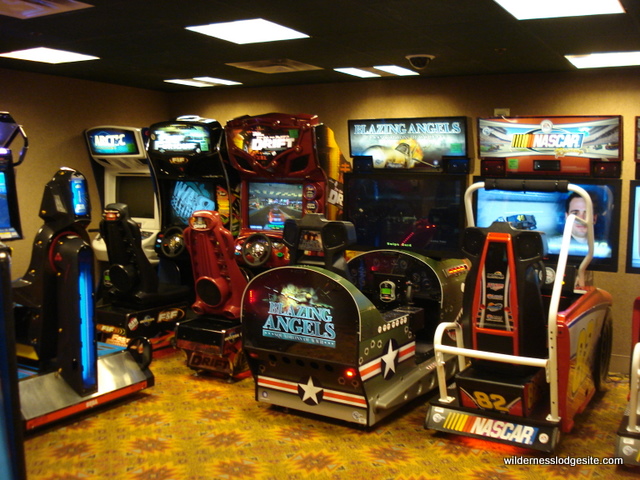 Buttons and Bells Arcade Pictures | Disney's Wilderness Lodge Fan Site